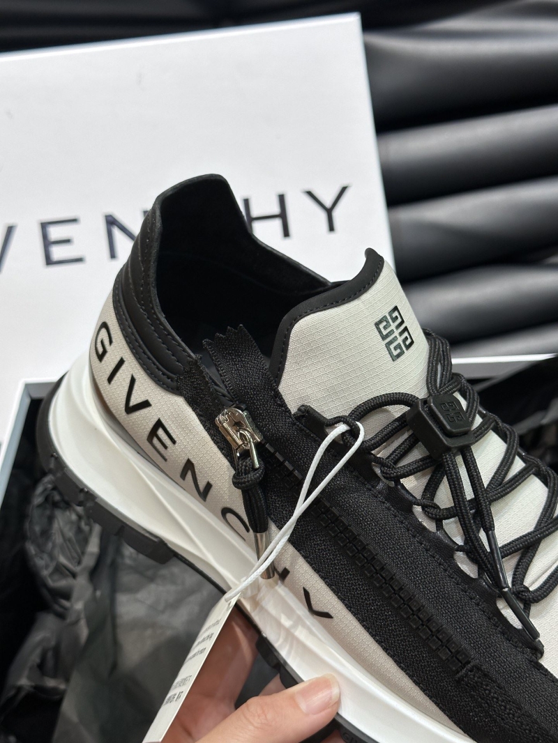 Givenchy Sneakers